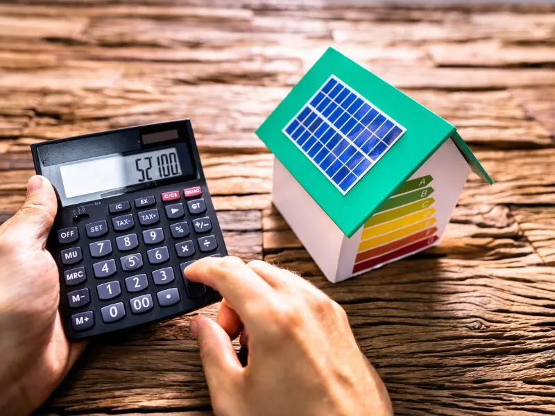 How to Calculate the Return on Investment (ROI) for Residential Solar Maximizing Your Savings